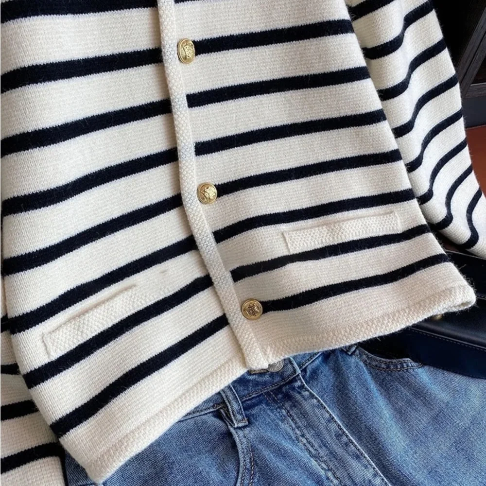 NWT Bonnie Boom O-neck Stripe Knitted Cardigan - Picture 3 of 4